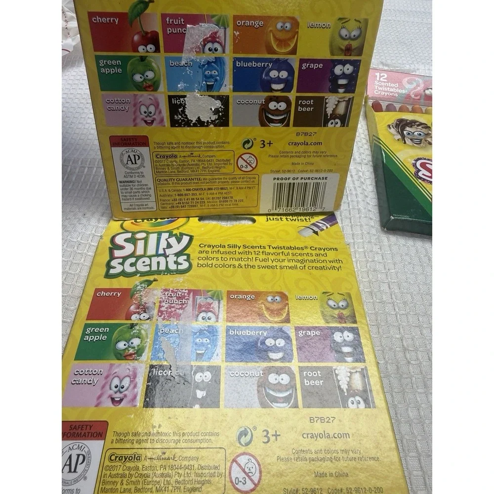 4 Crayola Silly Scents Twistables Crayons Sweet SmashUps Scented 12 Pack New